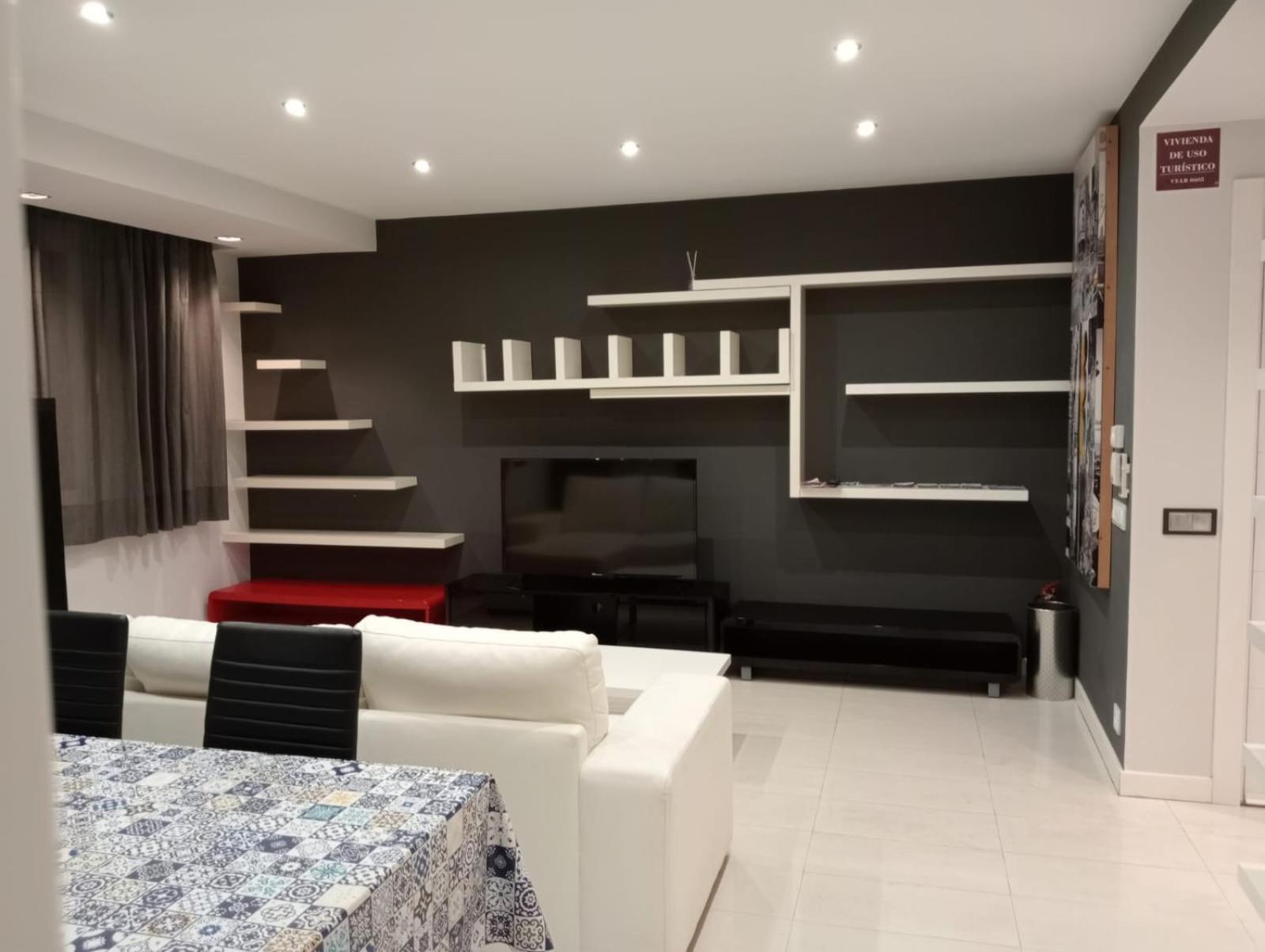 Apartment Colon !!parking Privado Gratuito !! *